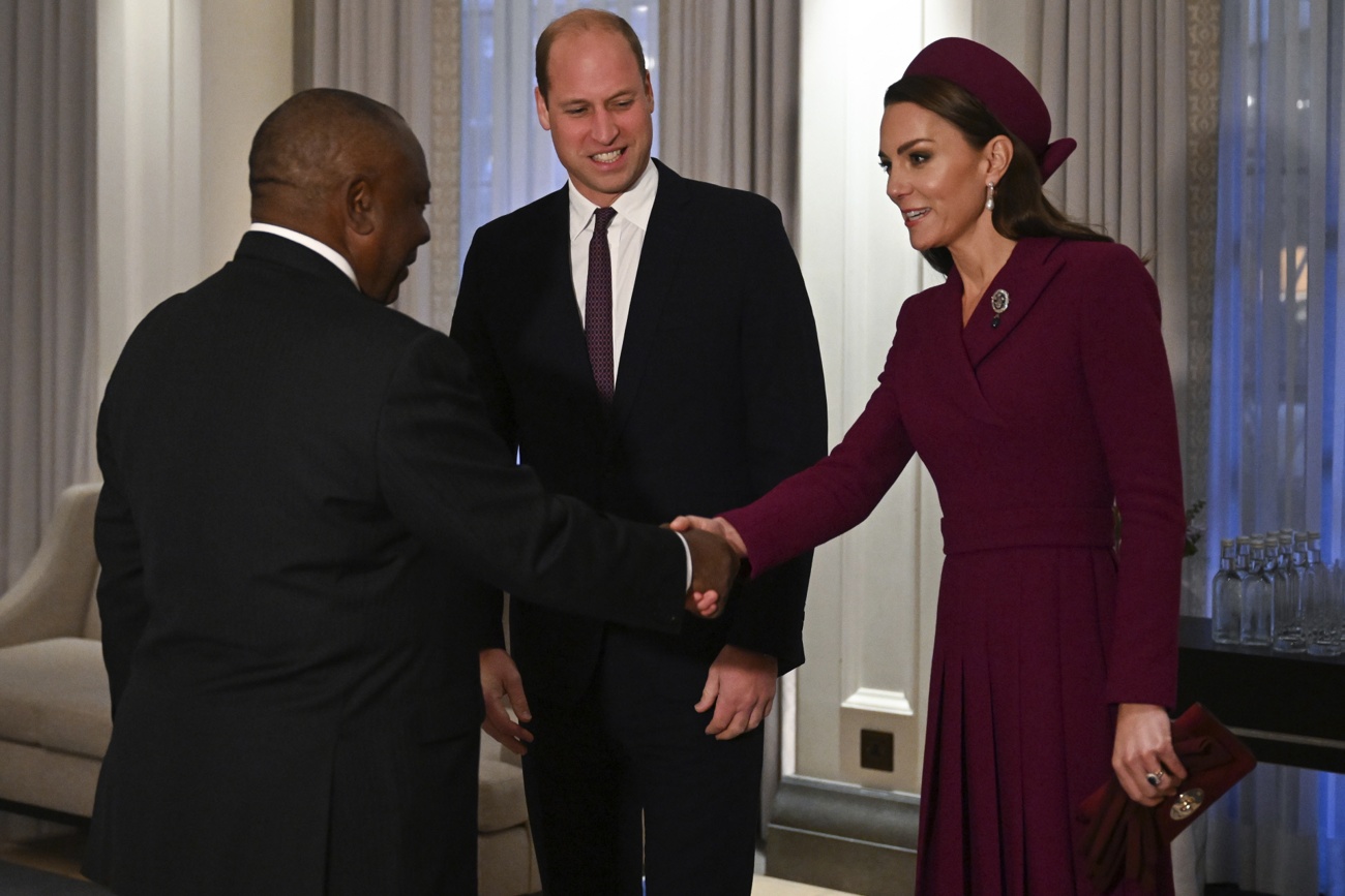 Kate Middleton and Prince William greet South Africa's President Kate Middleton and Prince William greet South Africa's President