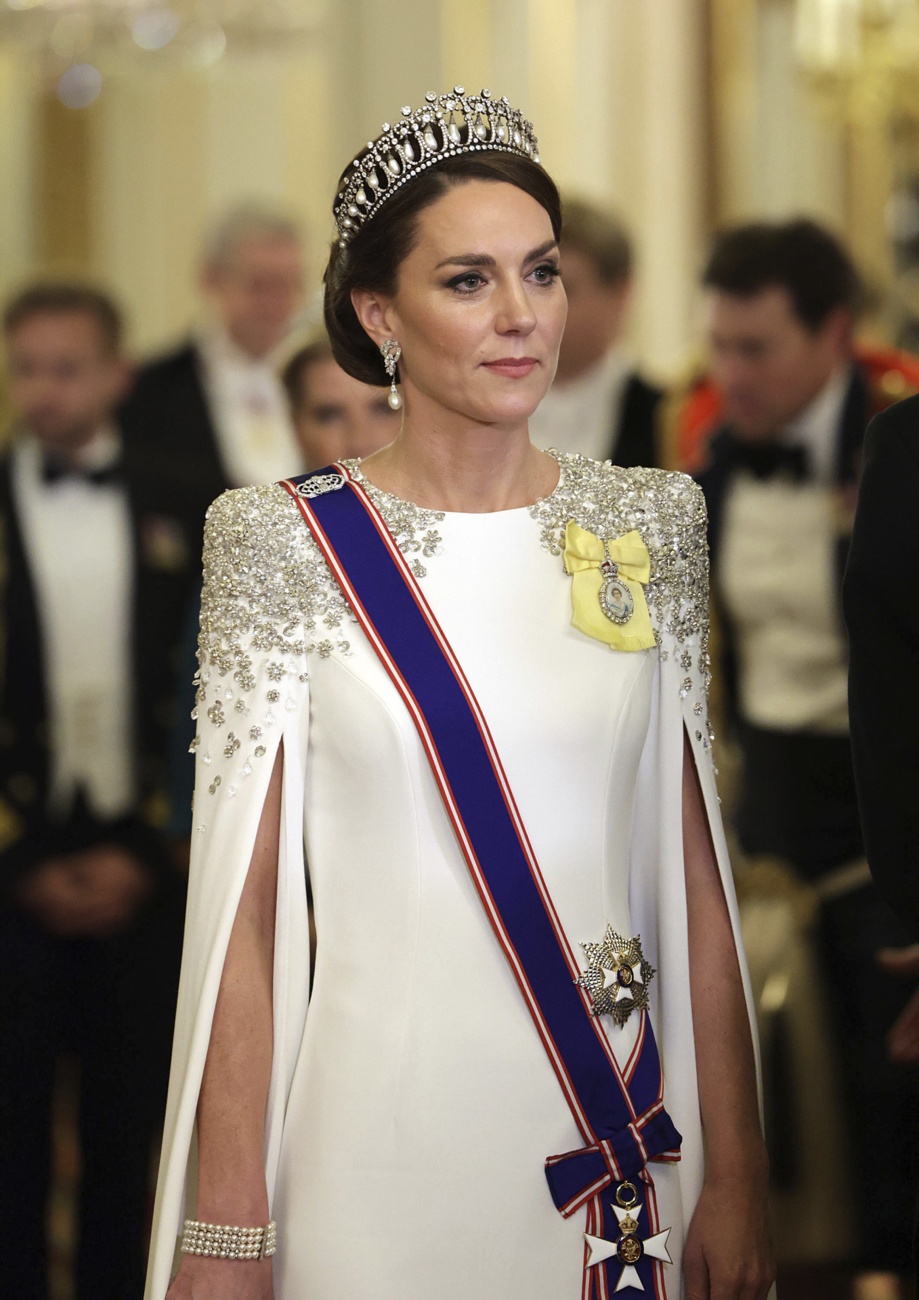 Kate Middleton pays tribute to Lady Di at her first gala dinner