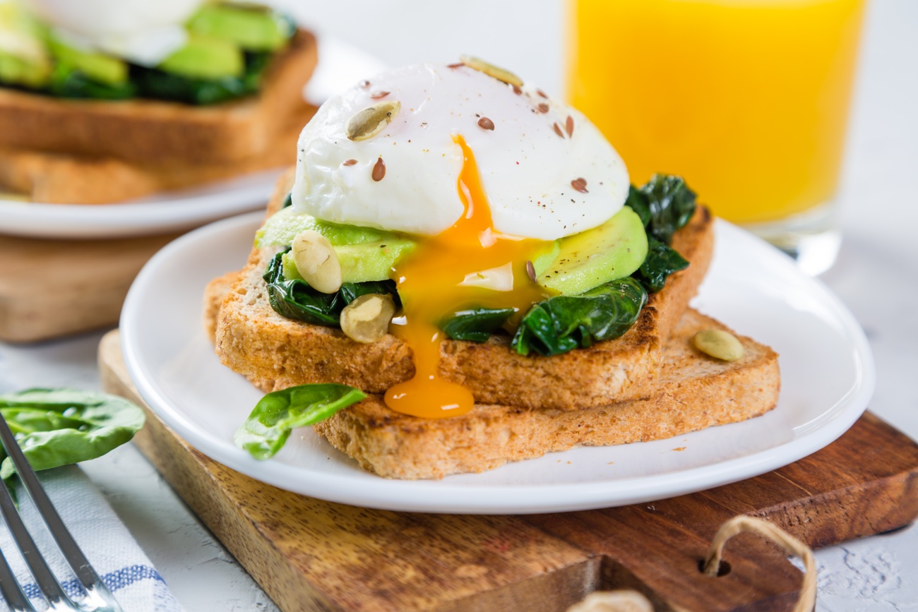 Is it safe to eat eggs in summer?