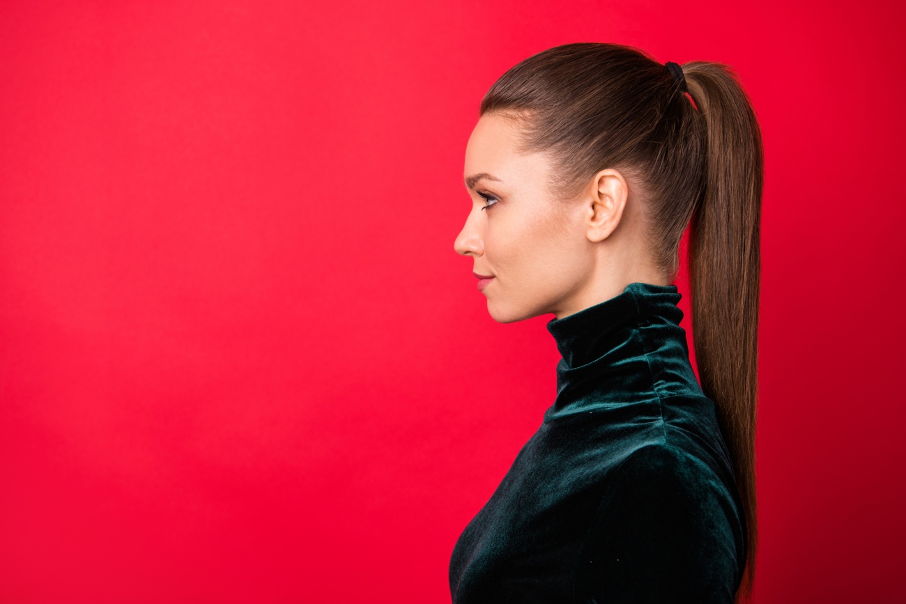 High ponytail High ponytail