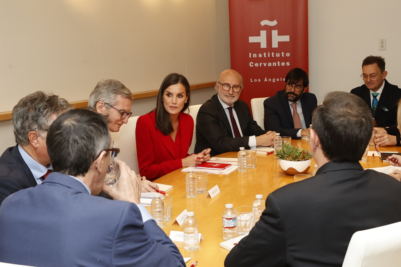 Queen Letizia during her visit to the Cervantes Institute in Los Angeles Queen Letizia during her visit to the Cervantes Institute in Los Angeles