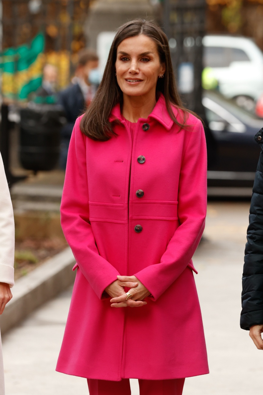 Fuchsia, one of the queen's favorite colors Fuchsia, one of the queen's favorite colors