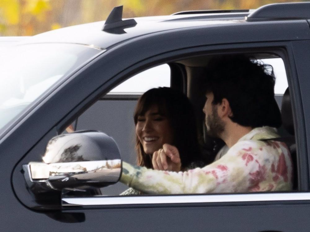 Archivo - Aitana y Sebastián Yatra durante el rodaje del videoclip de 'Corazón sin vida' Archivo
