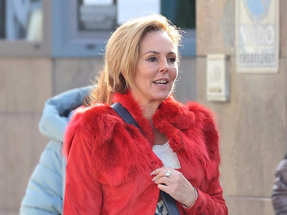 Rocío Carrasco saliendo de una comida con compañeros de trabajo Rocío