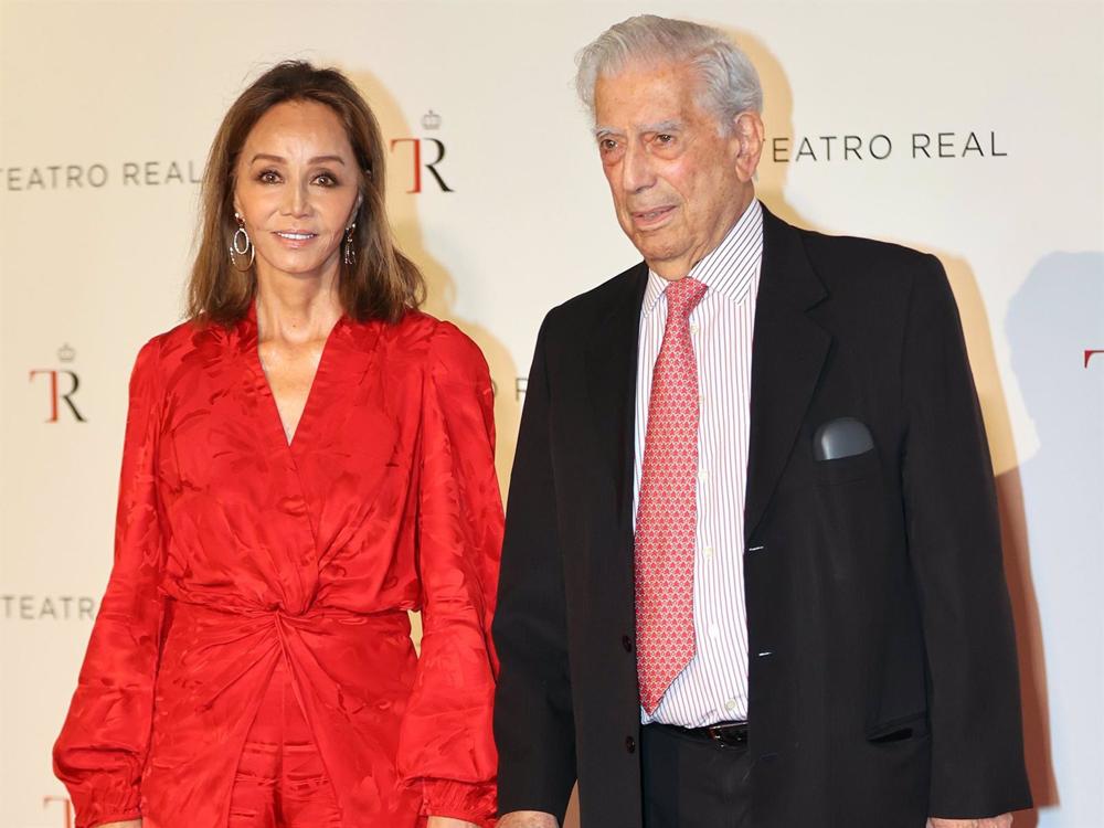 Archivo - Isabel Preysler y Mario Vargas Llosa en una imagen reciente Archivo