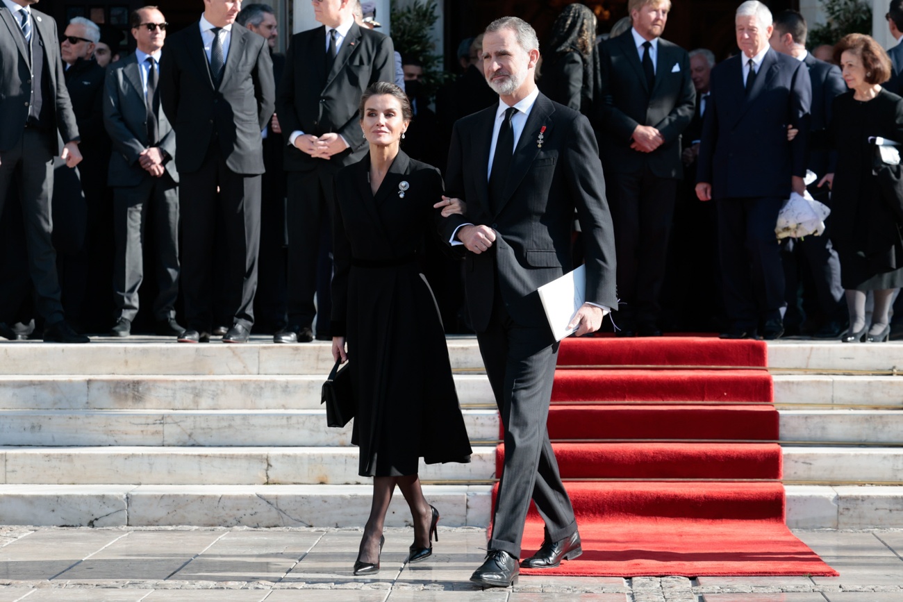 The absence of King and Queen of Spain at the meal after the funeral in Greece