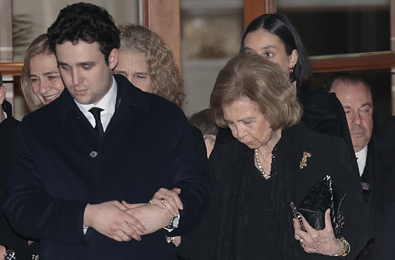 Froilán, with his grandmother Froilán, with his grandmother
