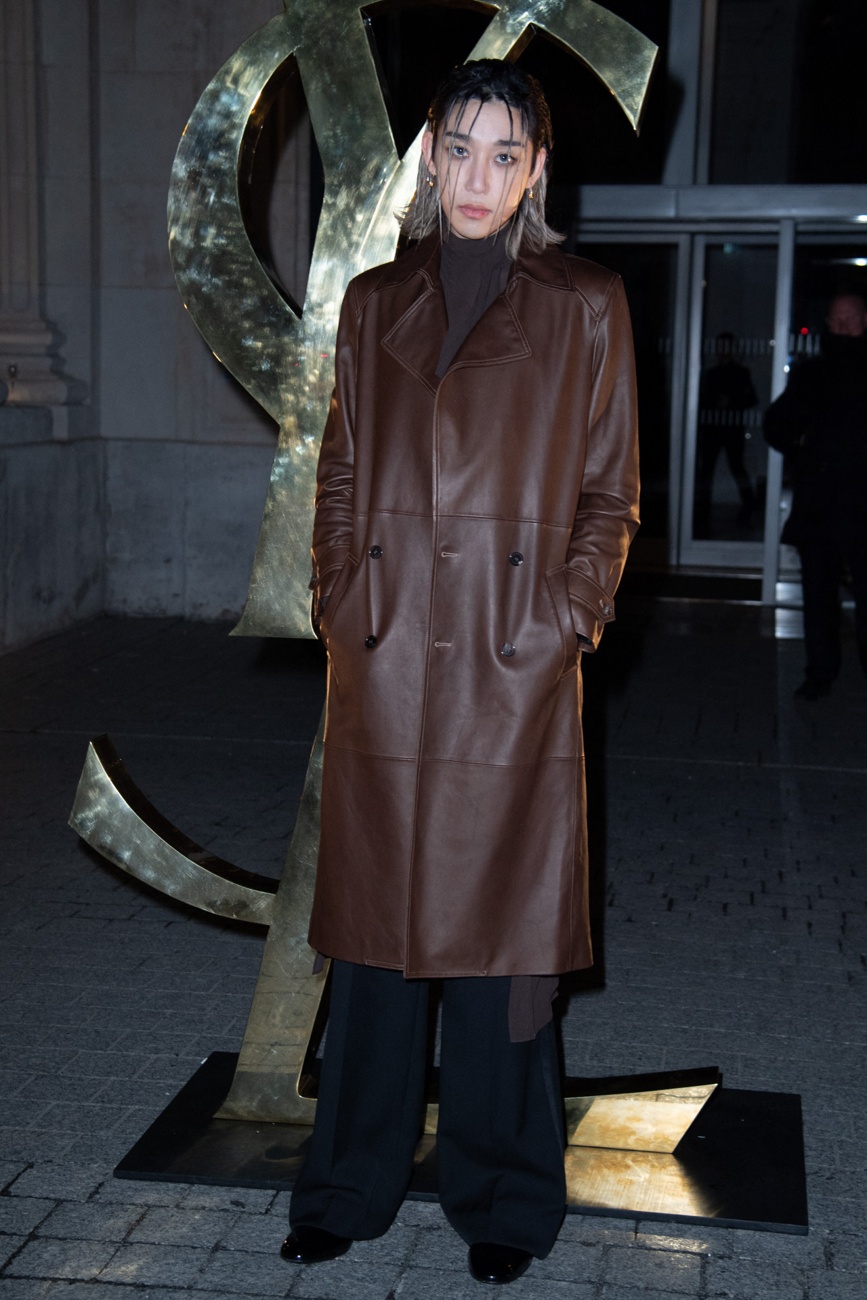 Celebrities at the Paris Fashion Week Celebrities at the Paris Fashion Week