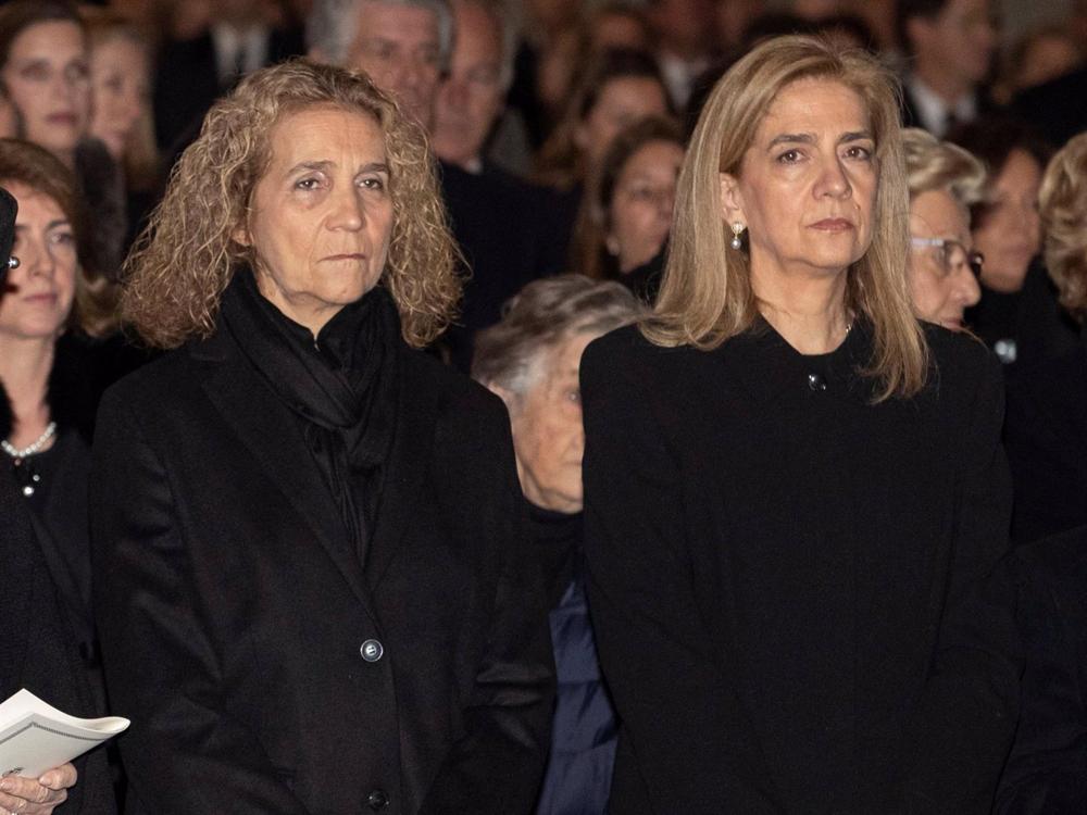 Doña Elena y Doña Cristina en una imagen de archivo Doña