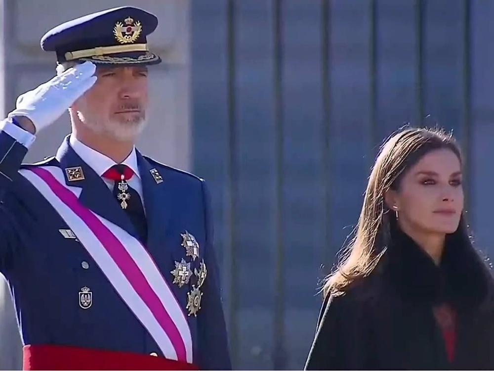 LOS REYES PRESIDEN LA PASCUA MILITAR 2023 LOS