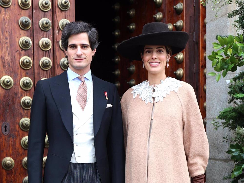 Sofía Palazuelo y Fernando Fitz James Stuart en la boda Beltrán Palazuelo y Eugenia Hernández-Antolín. Sofía