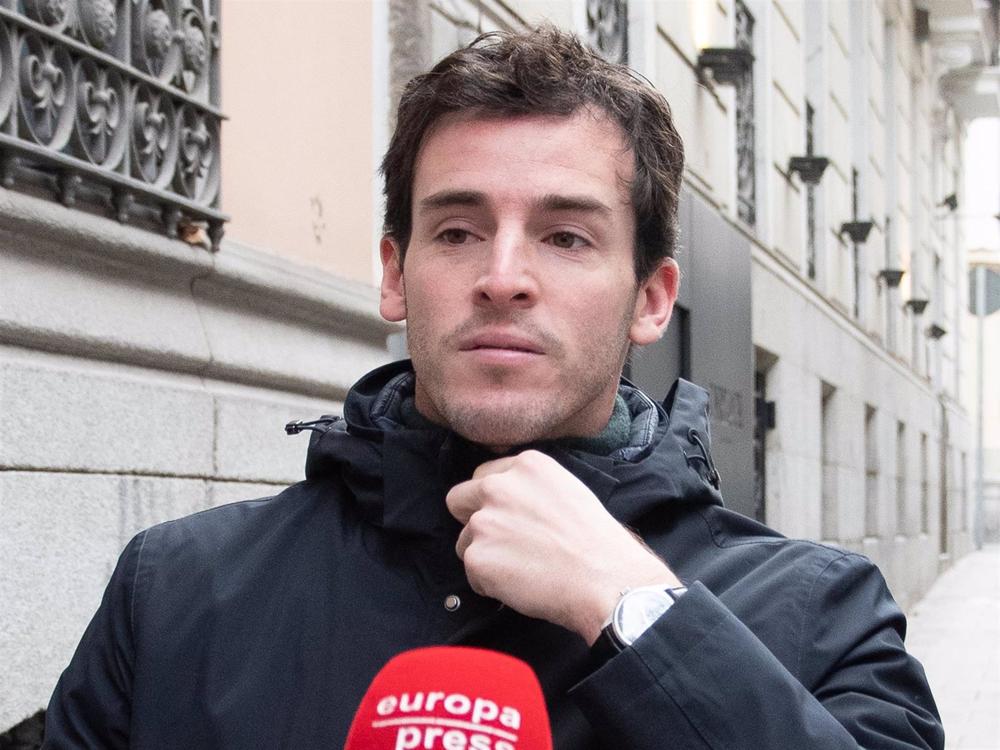 Iñigo Onieva llegando a su casa tras haber dormido con Tamara en la casa de Isabel Preysler Iñigo