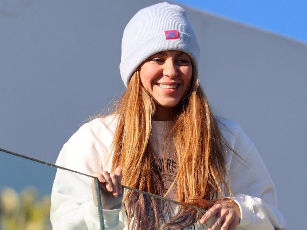 Shakira, charlando con sus fans desde su terraza Shakira,