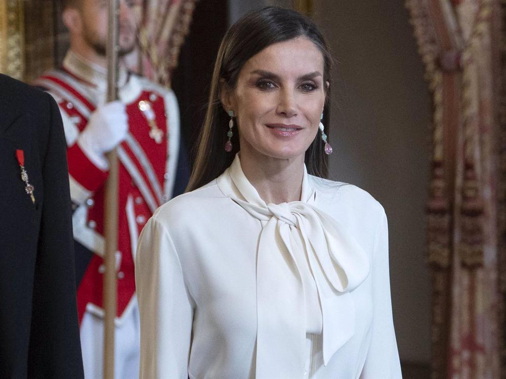 La Reina Letizia durante la recepción al cuerpo diplomático acreditado en España, en el Palacio Real, a 25 de enero de 2023 La