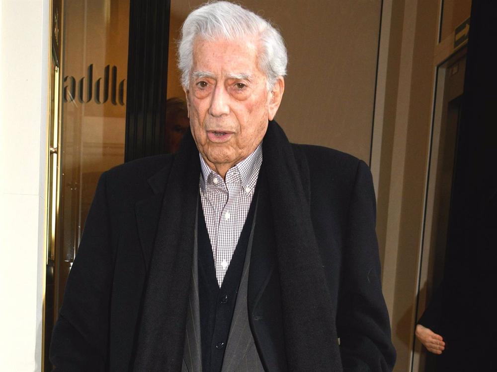 Mario Vargas Llosa desmiente que su relato ‘Los vientos’ sea una venganza contra Isabel Preysler