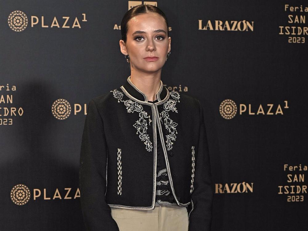 Victoria Federica, espectacular con un look de inspiración taurina de Dior Victoria