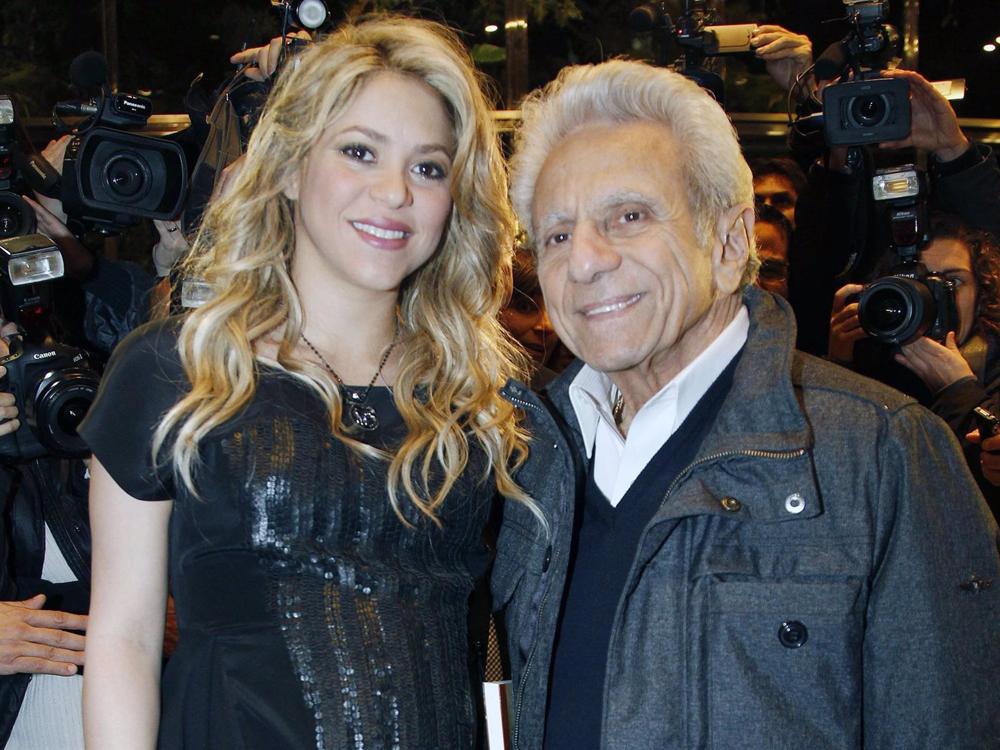 Archivo - Shakira y su padre, William Mebarak, en una imagen de archivo Archivo