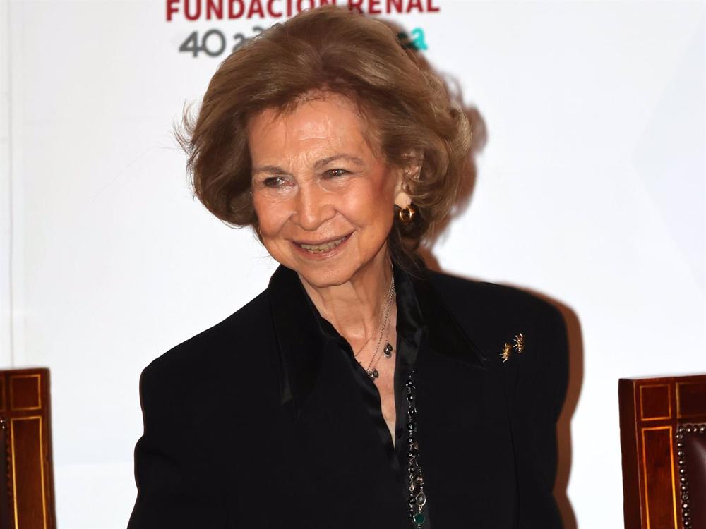 La Reina Sofía retoma sus compromisos institucionales tras la muerte de su hermano La
