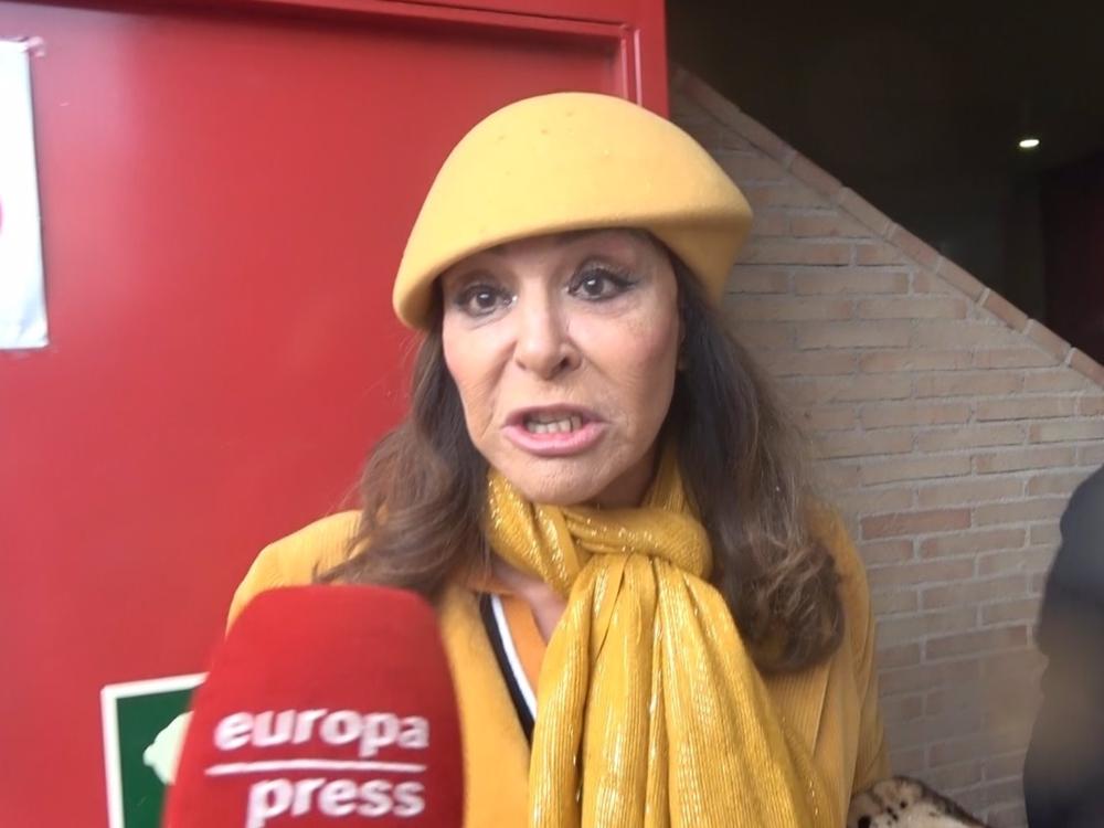 MARI ÁNGELES GRAJAL DEFIENDE A SU HIJO TRAS AGREDIR A MIGUEL FRIGENTI MARI