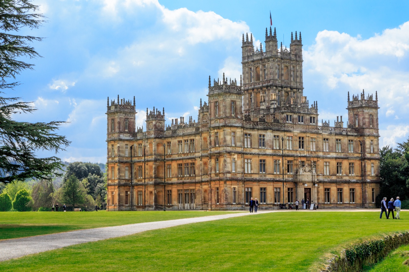 Downton Abbey' castle stops hosting big weddings because of Brexit