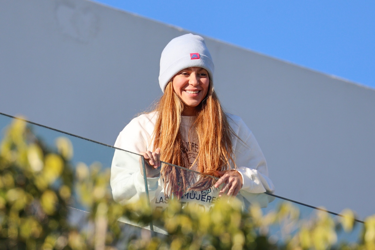 Shakira's father's health condition has caused the delay in the move Shakira's father's health condition has caused the delay in the move