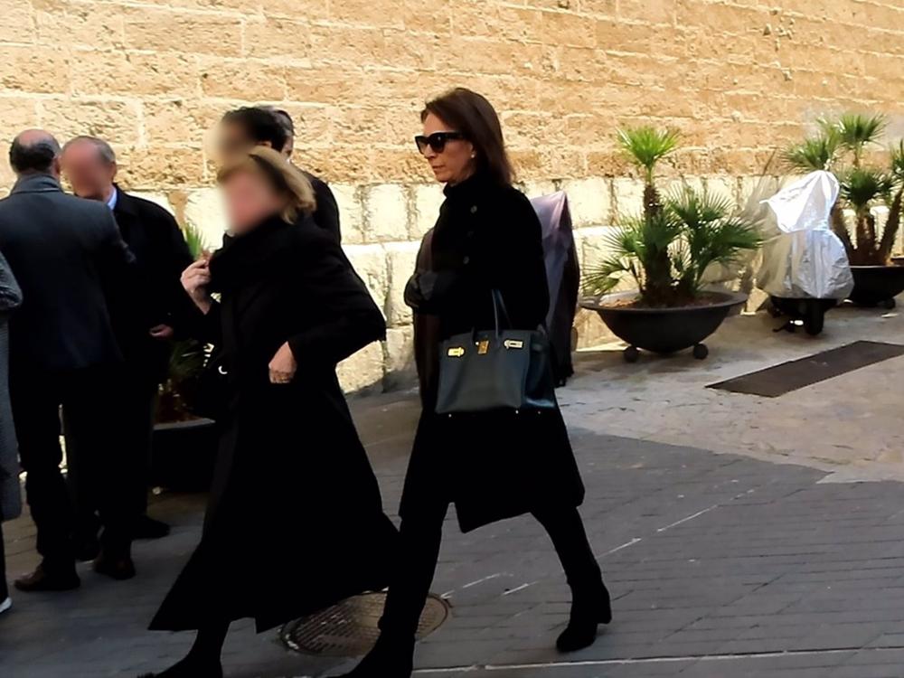 MARTA GAYÁ ASISTE AL ÚLTIMO ADIÓS A CRISTINA MACAYA MARTA