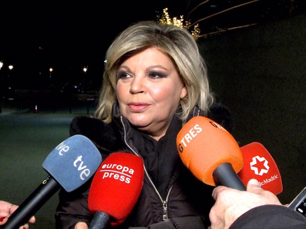Terelu Campos llegando al tanatorio Terelu