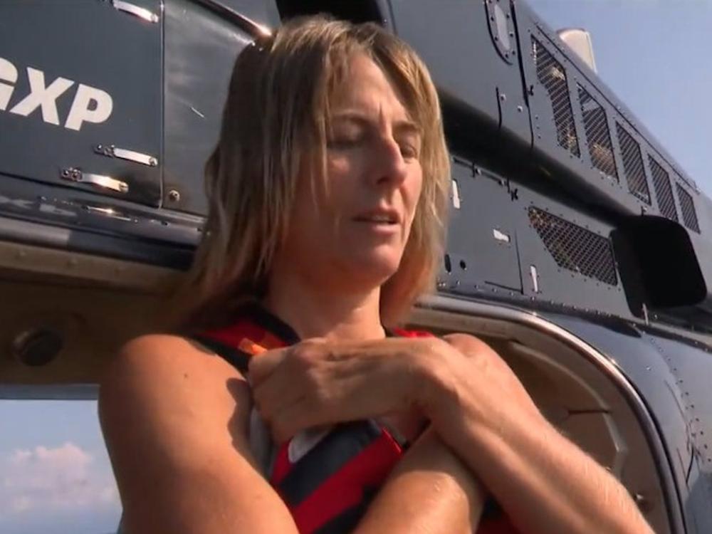 Gabriela Arrocet se tira desde el helicóptero en 'Supervivientes'. Gabriela