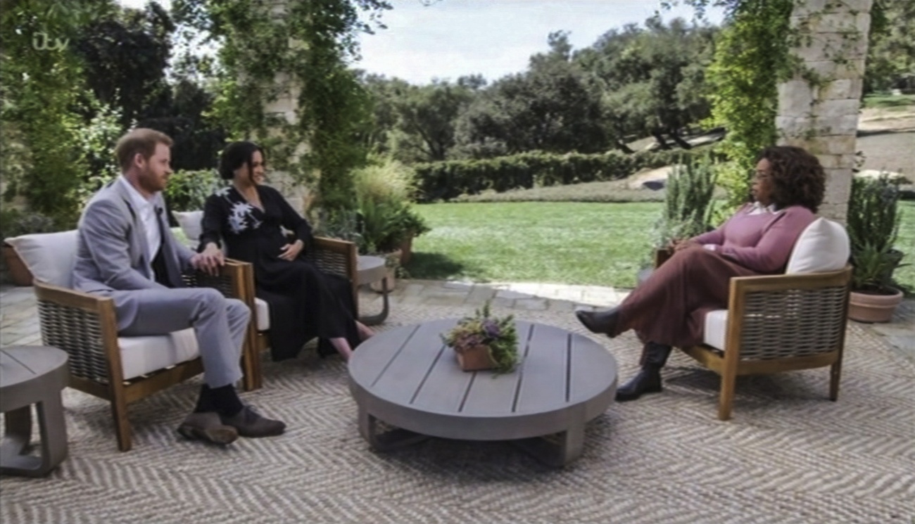 Elle a eu lieu après l'interview avec Oprah. Elle a eu lieu après l'interview avec Oprah.