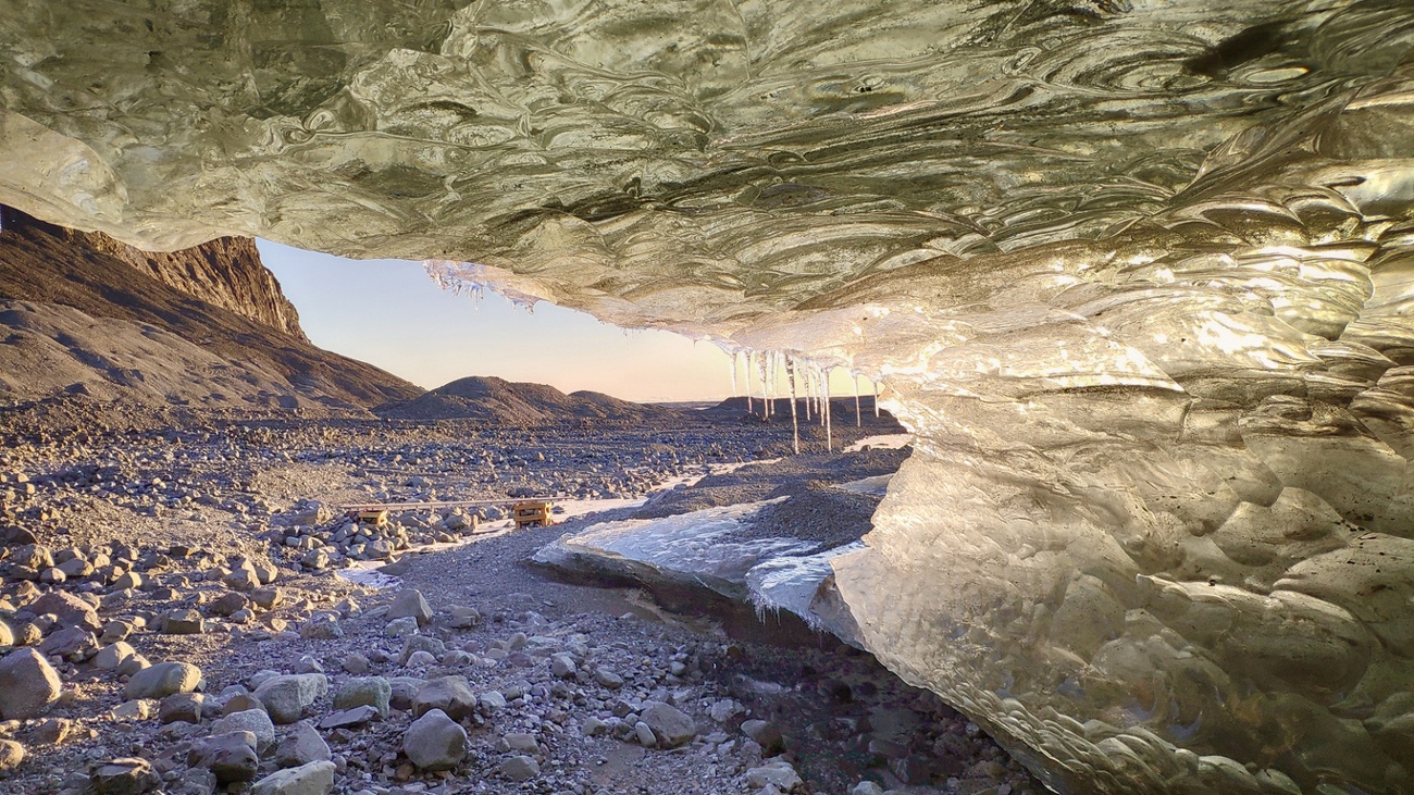 Kristallhöhle des Vatnajokull-Gletschers (Island)