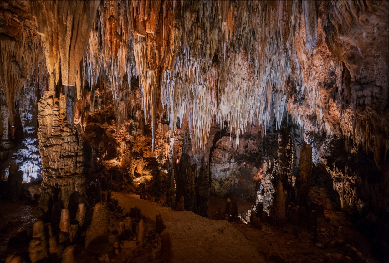 Cueva de Valporquero (Spanien)