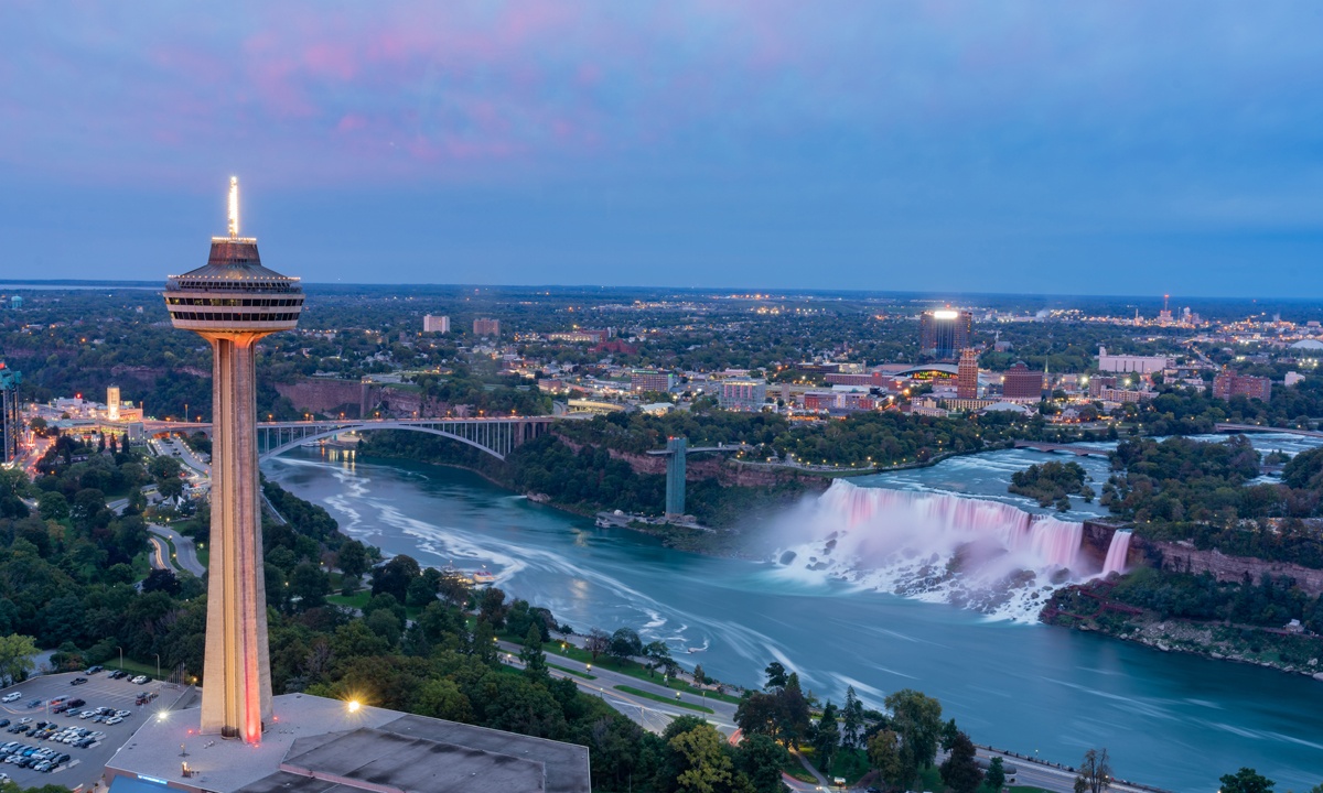 Torre Skylon, Cataratas del Niágara, Canadá