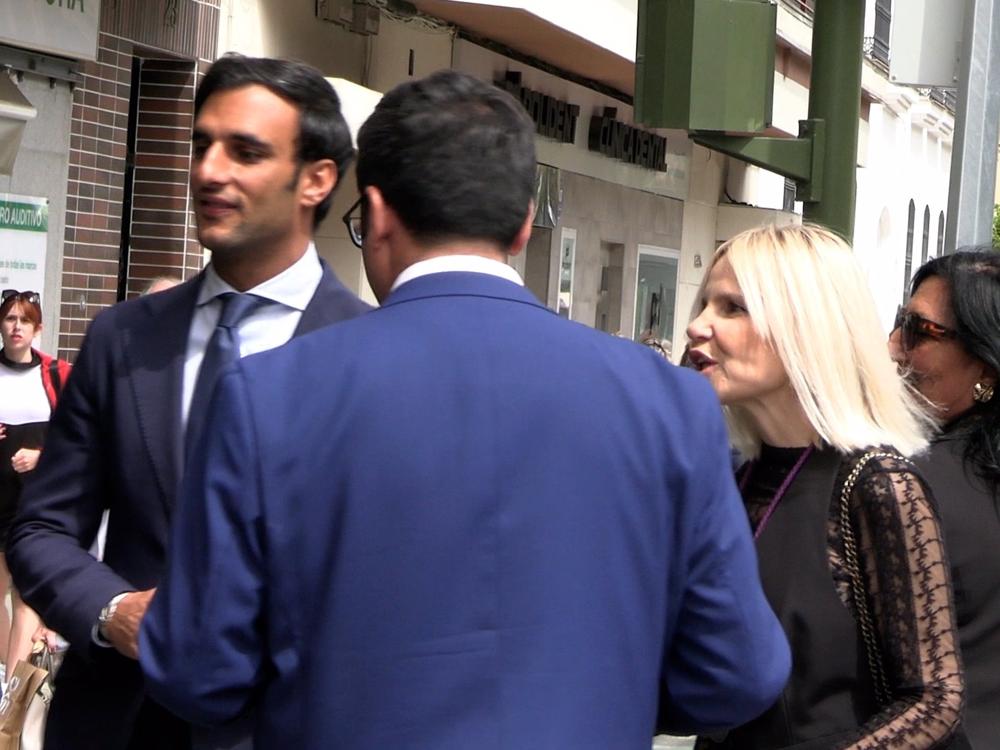 MANUEL VEGA Y EUGENIA MARTÍNEZ DE IRUJO EN LA SEMANA SANTA DE SEVILLA DEL 2023 MANUEL