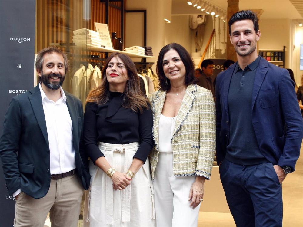 Archivo - Jaime Astrain, maestro de ceremonias en la inauguración de la nueva tienda de la firma de moda masculina Boston en Sevilla Archivo