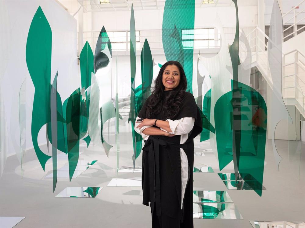 Suchi Reddy, con la instalación que ha creado para Lexus, 'Shaped by air' Suchi