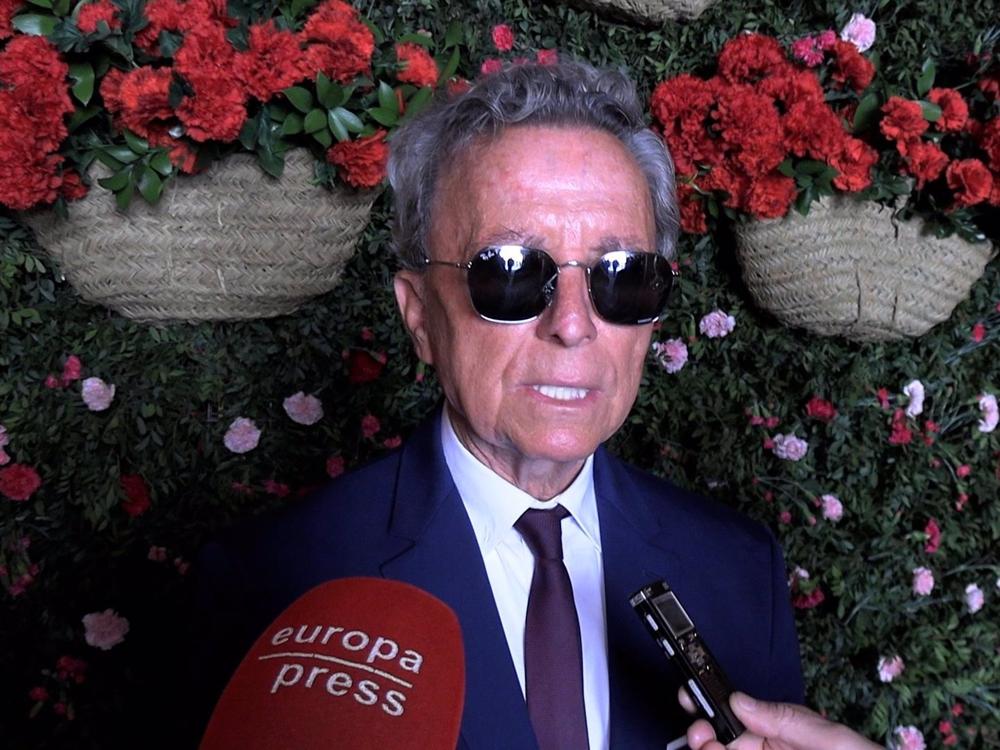 JOSÉ ORTEGA CANO RECIBE EL PREMIO CARRUSEL TAURINO DE HONOR JOSÉ