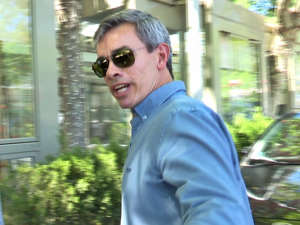 EL PADRE DE ÍÑIGO ONIEVA LLEGA DE MÉXICO PARA ASISTIR A LA PEDIDA DE MANO DE SU HIJO A TAMARA FALCÓ EL