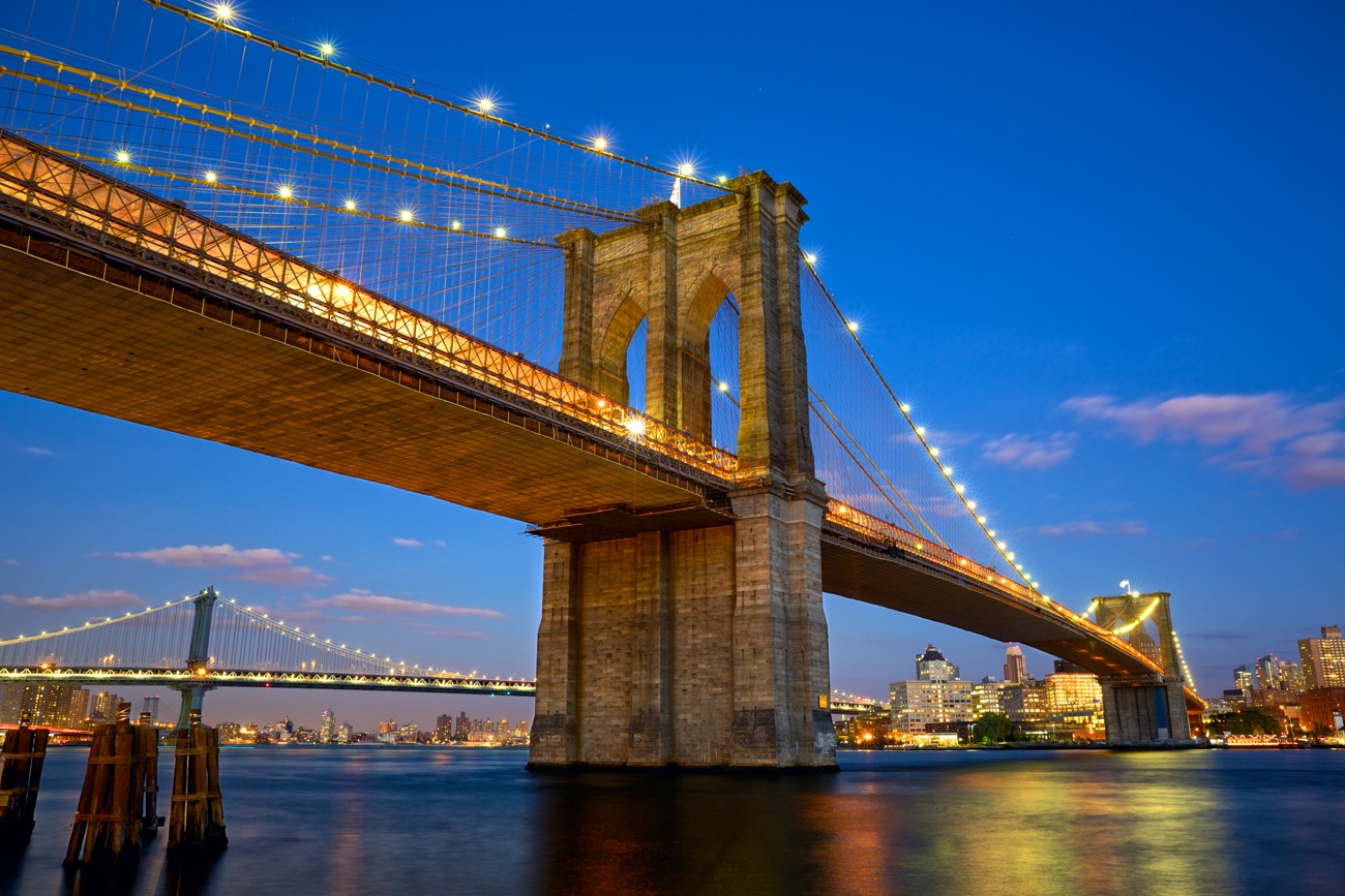 Brooklyn Bridge reaches 140 years of age