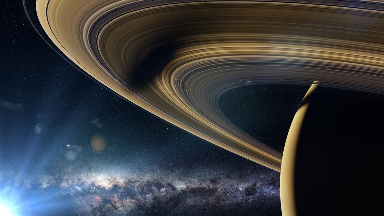 400 years fascinated by Saturn's rings