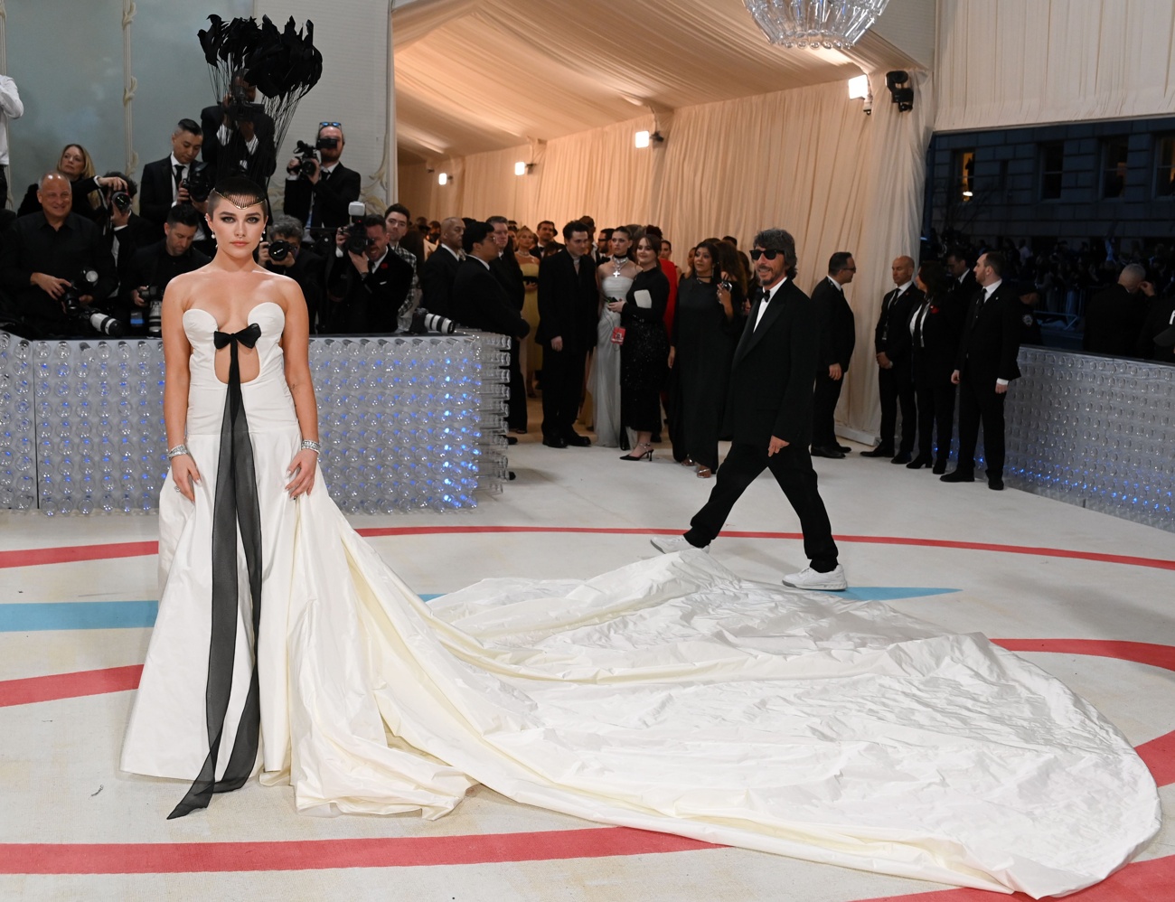 MET Gala 2023: la moda rinde tributo a Karl Lagerfeld con estilos imponentes