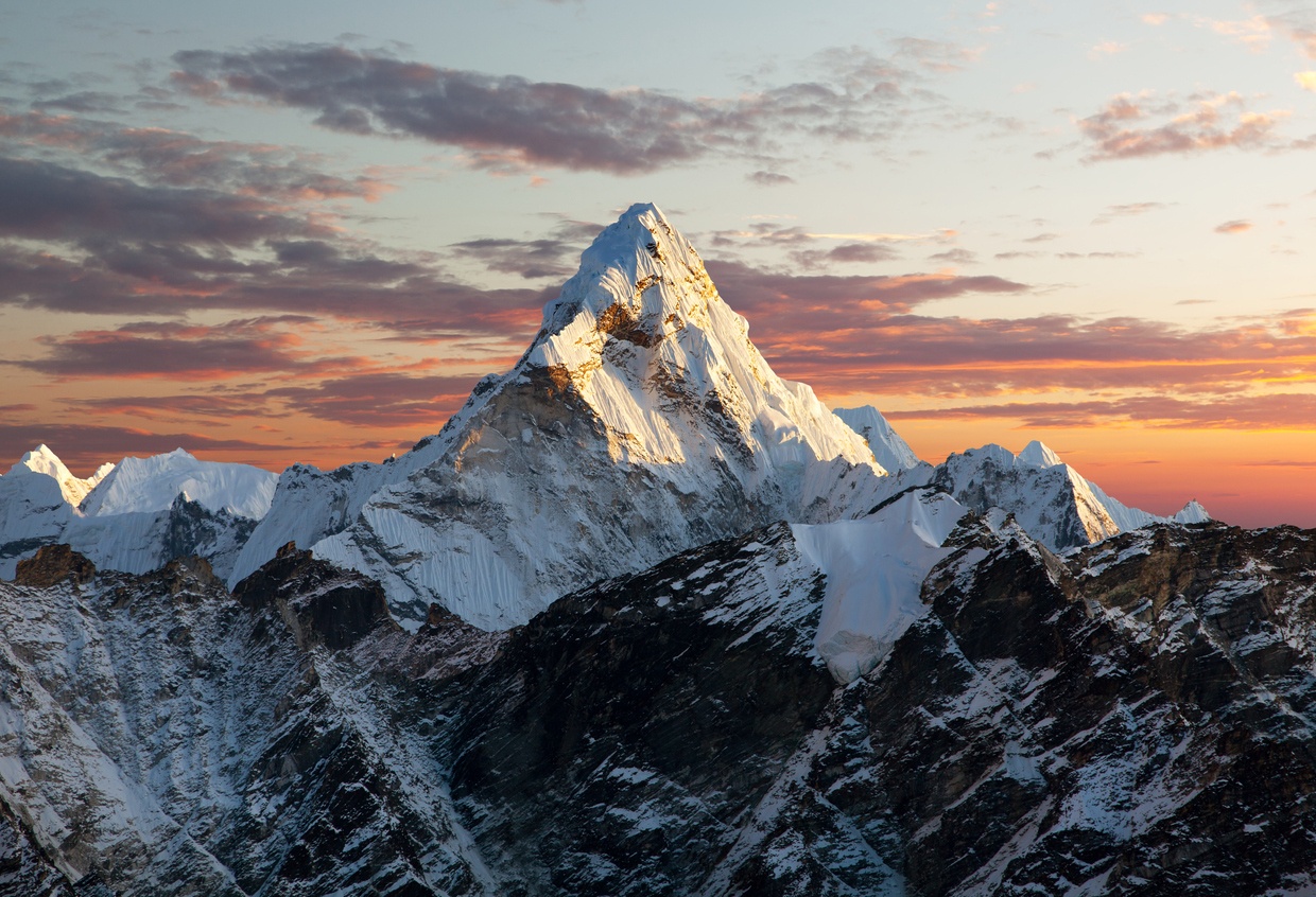 Ama Dablam (Nepal) Ama Dablam (Nepal)