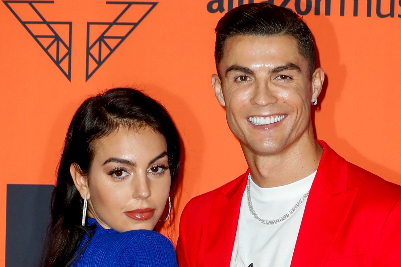 Georgina and Cristiano Ronaldo deny crisis rumors with a toast to love