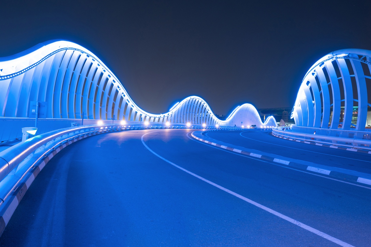 Puente Meydan (Dubai, Emiratos Árabes Unidos)