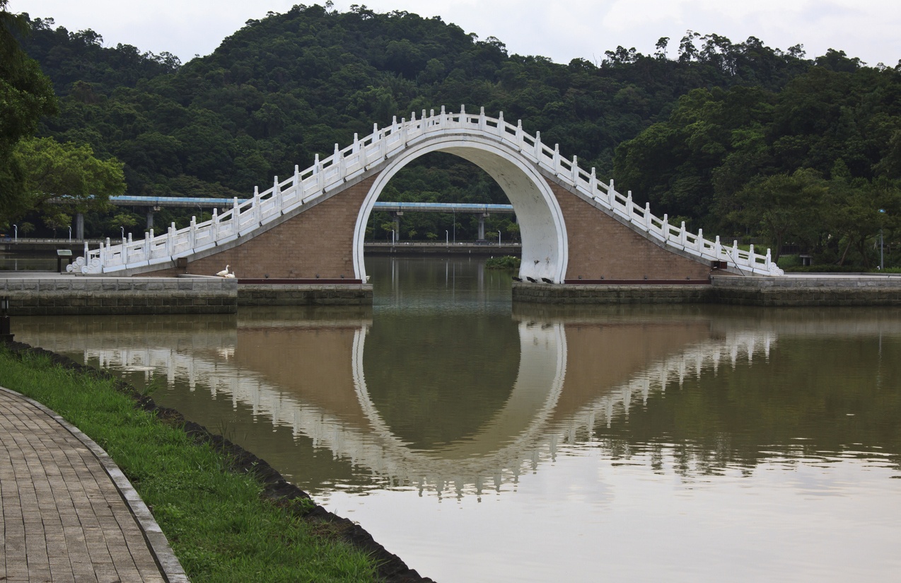 Pont de la Lune (Taipei, Taiwan)