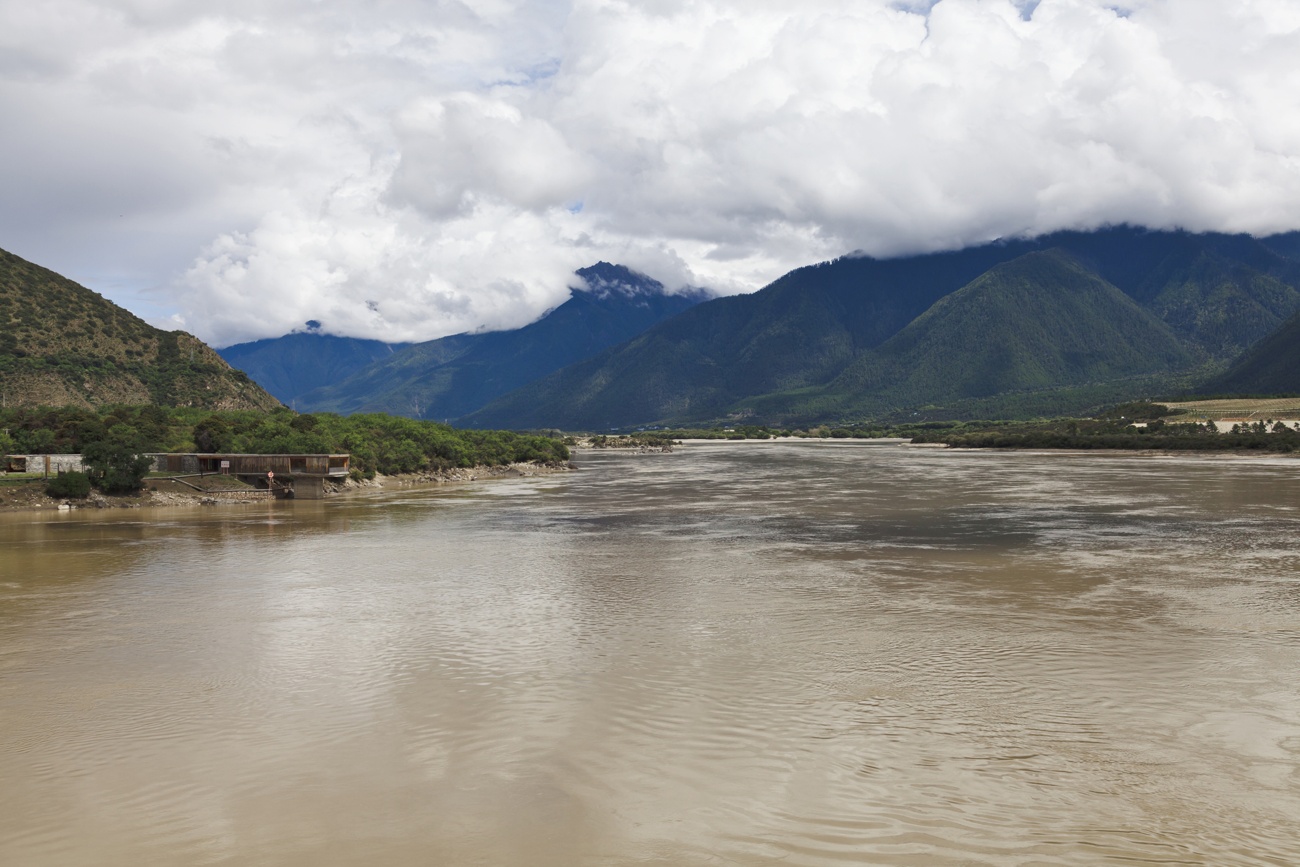 Yarlung Tsangpo