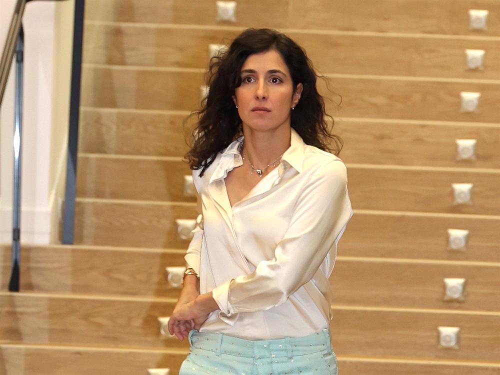 Xisca Perelló llegando al acto de presentación del estudio Xisca