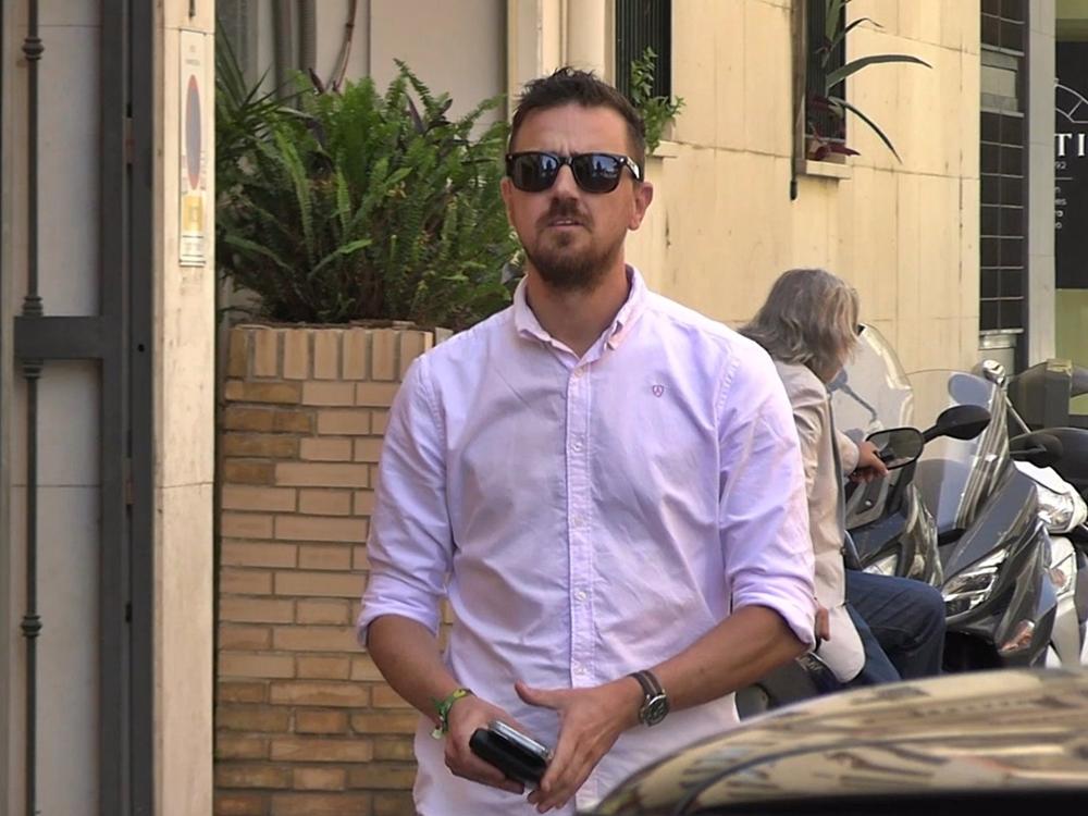 LUIS MANUEL 'PINOCHO' ACUDE A UN DESPACHO DE ABOGADOS LUIS