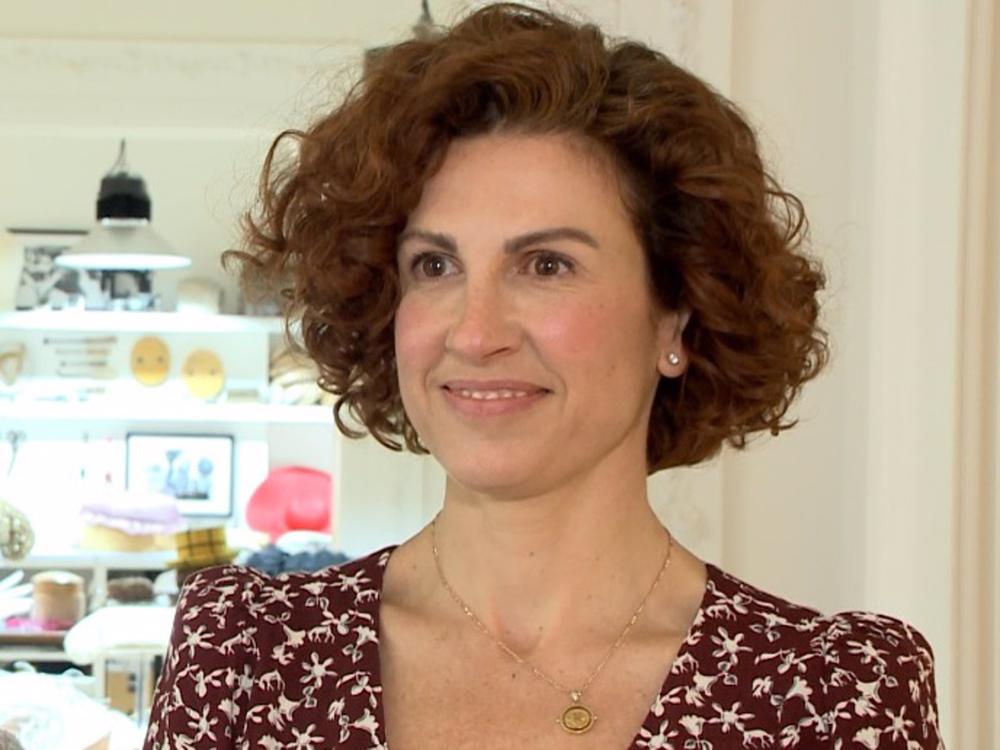 ISABEL TERROSO, DISEÑADORA DEL SOMBRERO DE LA REINA LETIZIA ISABEL