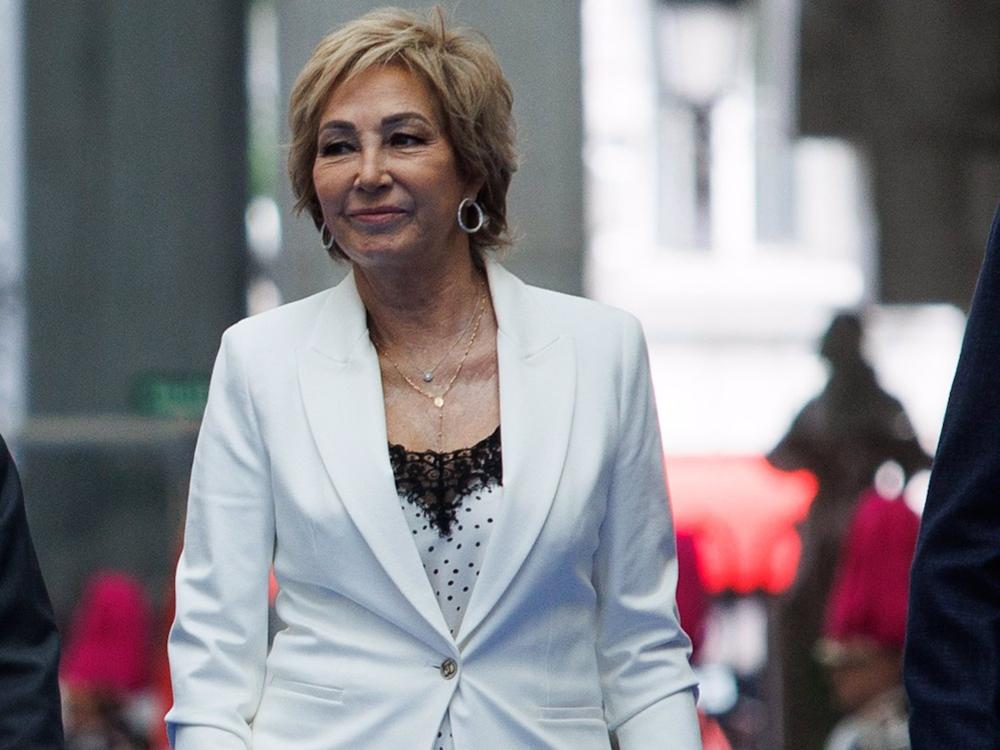 Ana Rosa Quintana ha recibido la Medalla de Honor de Madrid Ana