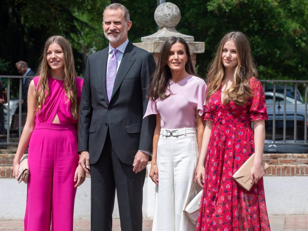 La Familia Real, radiante en la Confirmación de la Infanta Sofía La